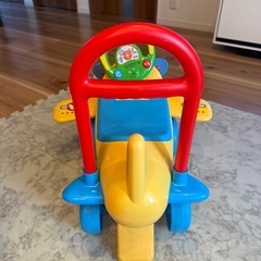 ミッキー 乗り物の画像
