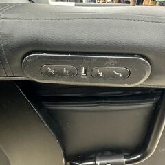 ★リユースのサカイ高崎店★TJ12524  リクライニングソファー 黒 H102×D80×W75 クリーニング済みの画像