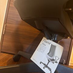 【取りに来ていただける方限定】 オカムラ フルーエント  (Okamura Fluent)の画像