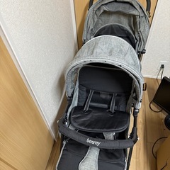 2人乗りベビーカーの画像