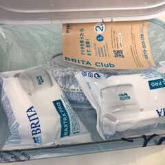 Brita ブリタ ポット型浄水器 フロー カートリッジ3個付きの画像