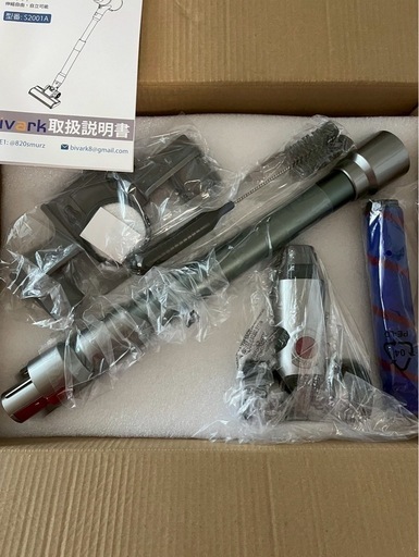 【ラスト一点】【新品】掃除機 コードレスLEDライト付　50Kpa強力吸引65分連続稼働　自立式