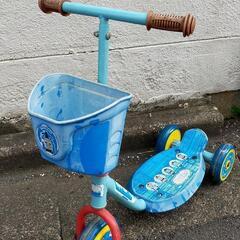 トーマス自転車とキックスケーターの画像