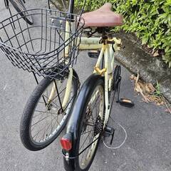 リサイクルショップどりーむ天保山店　No391　折りたたみ自転車　シティサイクル　20インチ　ホワイト　エコチャリNo21896Uの画像