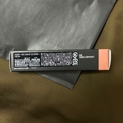 【新品未使用/値引可
】MAC パウダーキスリップカラーハビット951の画像