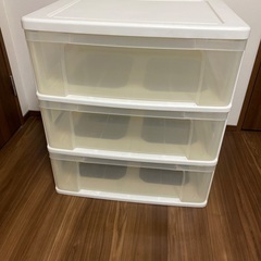 アイリスオーヤマ　3段収納ケースの画像