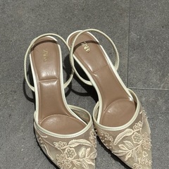 ZARA パンプス ヒール 24cmの画像
