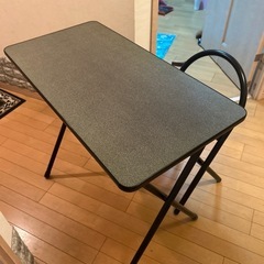 机の画像