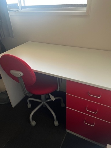 20%OFF
ワークテーブル(学習机)椅子、ライト付き