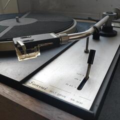 山水レコードプレーヤーの画像