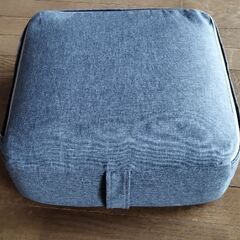 硬いクッション【0円】の画像