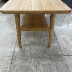 ★リユースのサカイ高崎店★TJ12527 (株)ニトリ テーブル ライトブラウン H39.5×D40×W100 クリーニング済みの画像