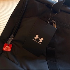 新品Under Armour ブラック ボストンバッグ Lサイズの画像