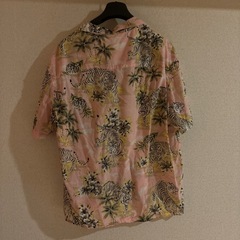 【サイズL】ピンク❌虎プリント！半袖シャツの画像