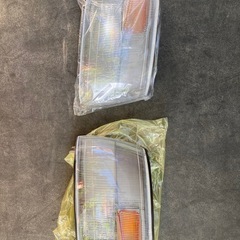 デリカスターワゴン用ウインカー兼コーナーランプ新品未使用品の画像