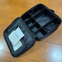 化粧ポーチ　未使用の画像