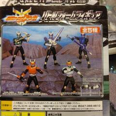仮面ライダークウガバトルフォームフィギュア全５種セットの画像