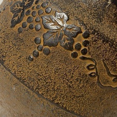 伝統工芸品　南部鉄器　花瓶　葡萄柄　明治時代　縁起物の画像