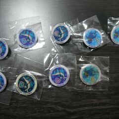 セントラルスポーツ ピンバッチ まとめて 70個以上 ピンバッジ　スイミング　2～25級の画像