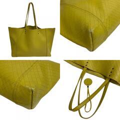 ボッテガヴェネタ BOTTEGAVENETA トートバッグ イントレッチオミラージュ ハンド ショルダーバッグ 蝶チャーム イエロー系の画像