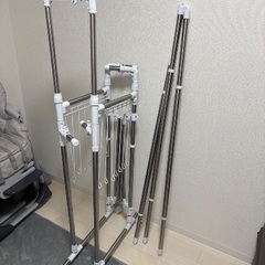 室内物干しの画像