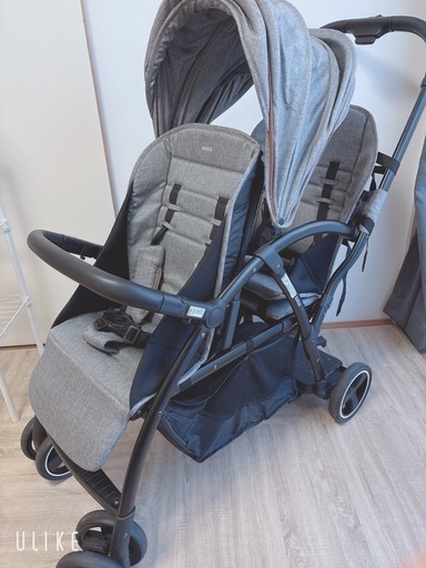 二人乗りベビーカー　カトージ　2シーター