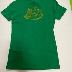 新品✨レディースTシャツ🌺の画像