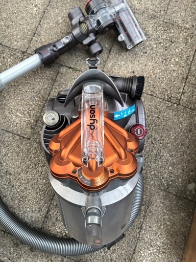 ダイソン 電気掃除機