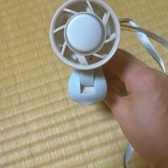 新品近い‼️冷却ハンディファンの画像