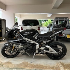 トライアンフデイトナ765モト2リミテッドエディション2020年モデルの画像