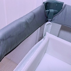 出産準備3点セット　アップリカ　ココネルエアーAB ⭐︎ファルスカ　コンパクトベッド⭐︎オムツストッカーの画像