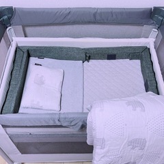 出産準備3点セット　アップリカ　ココネルエアーAB ⭐︎ファルスカ　コンパクトベッド⭐︎オムツストッカーの画像