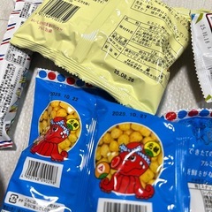 じゃがりこ・チップスターなど お菓子いろいろの画像