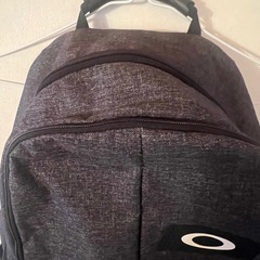 オークリー　リュックの画像
