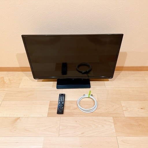 美品 東芝 32型液晶テレビ REGZA 32S7 2013年製 item_105_4_1596439263134_400.jpg