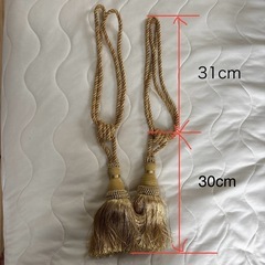 フリンジタッセル ゴールド カーテン留めの画像