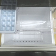 (送料無料) 2020年 極美品 冷蔵庫 146L 2ドア 三菱 霜取り不要 静音設計 LED照明 ⑩の画像