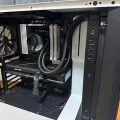 ゲーミングPC
の画像