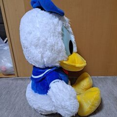 ドナルドダックのぬいぐるみの画像
