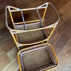 レトロおしゃれで丈夫♪/ラタン製カゴ付きシェルフの画像