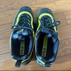 フィラ　スニーカーの画像