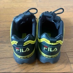 フィラ　スニーカーの画像