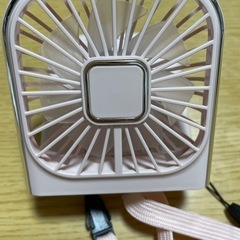 シシベラハンディファン　扇風機の画像