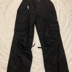 ESTIVO スノボウェアの画像