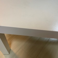 IKEAコーヒーテーブルホワイトの画像