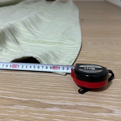 緑色のカーテンの画像