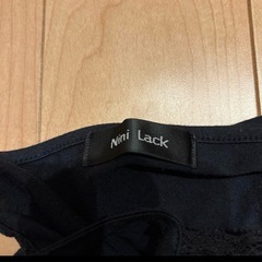 キャミソール ブラック 黒 丈短め Lの画像