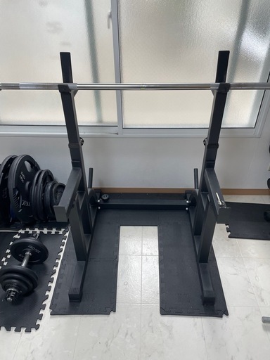 筋トレラック＋バーベル＋ダンベル＋重り