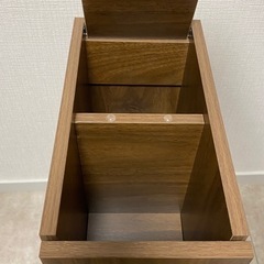 未使用！組み立て済みトイレ収納の画像