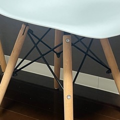 椅子 ダイニングチェア シェルチェア  の画像